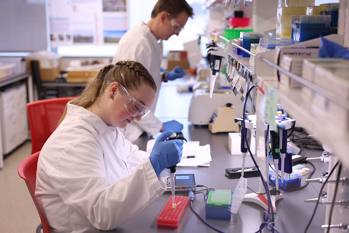 Biology Undergraduate Scholarships